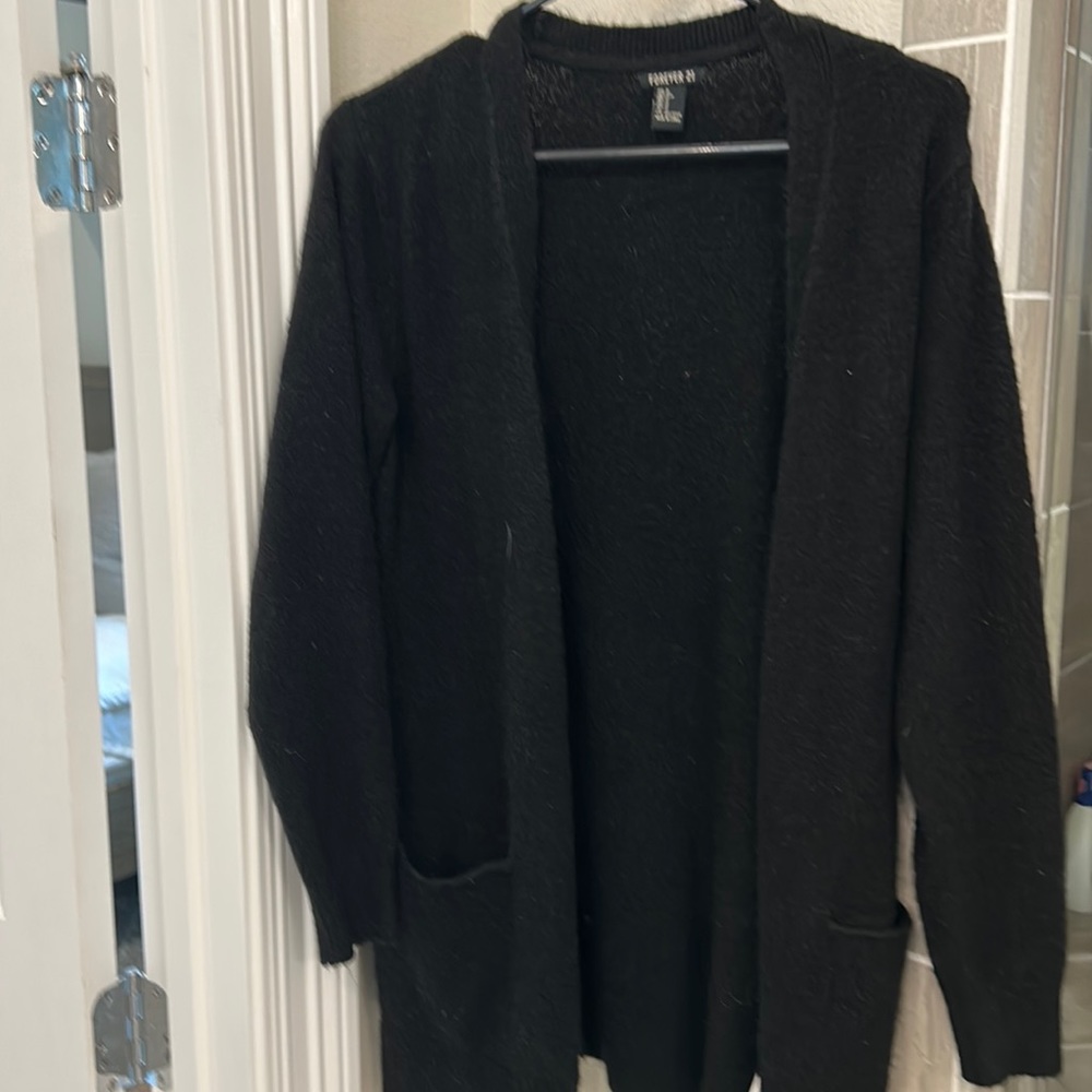 Forever 21 size small black long cardigan with pockets